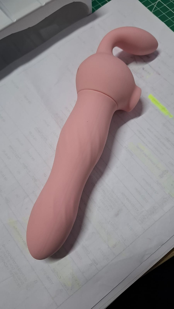 Sugador de Clit�ris Recarreg�vel em Silicone Roxo, vis�o geral do produto com ilustra��es de suc��o e vibra��o
