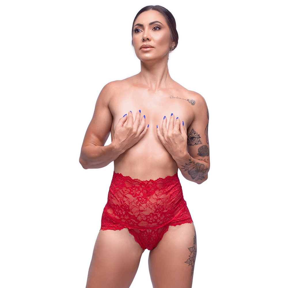 Vista frontal da Calcinha Cale�on Sexy Vermelha em Renda, cintura alta, no corpo, focando nos detalhes da renda