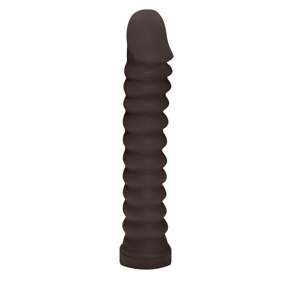 vista lateral do p�nis anelado em PVC flex�vel, marrom, evidenciando espessura, curvatura e propor��o do produto