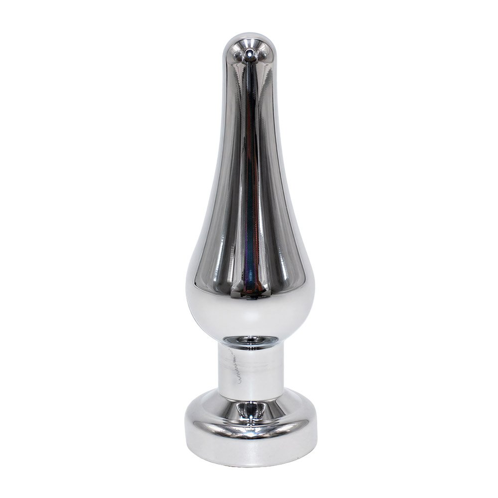 detalhe do acabamento em a�o inox do plug anal joia mostrando brilho met�lico premium e superf�cie lisa