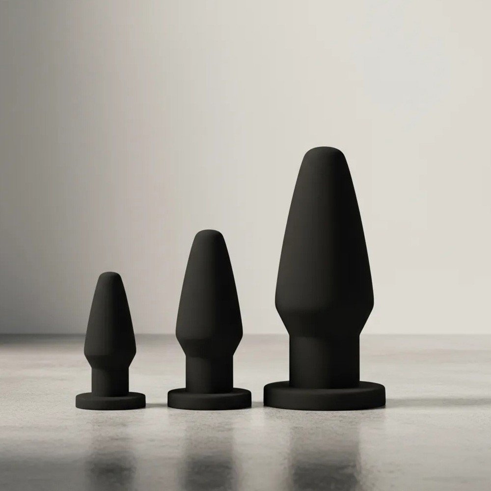 Kit Plug Anal Butt com 3 Tamanhos 9, 11 e 13 cm em Pvc Flexível Atóxico Preto | Foto 02