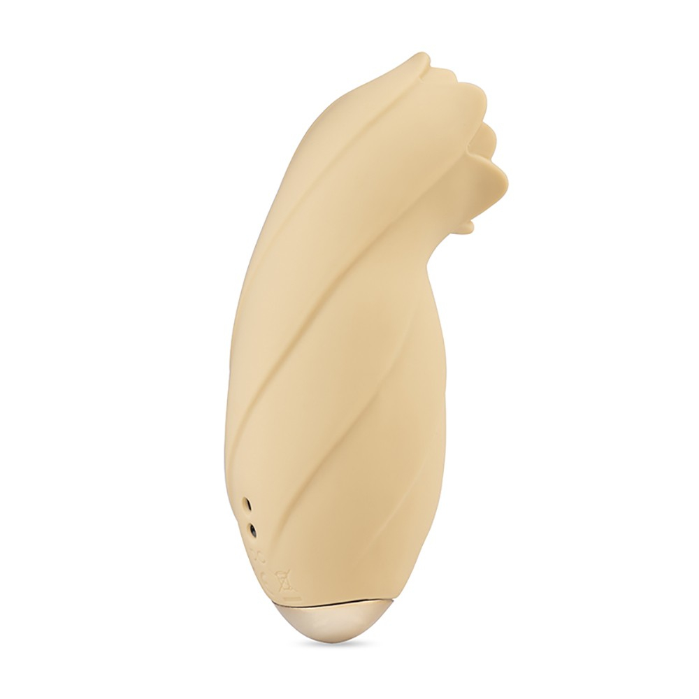Estimulador de Clit�ris White Lotus, vista traseira do produto na cor bege, mostrando o design do corpo e a tampa do carregador na base