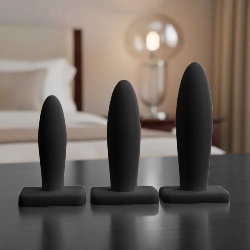 Kit Plug Anal B�sico com 3 Tamanhos 9, 10,5 e 12,5 cm em Pvc Flex�vel Preto | Foto 02