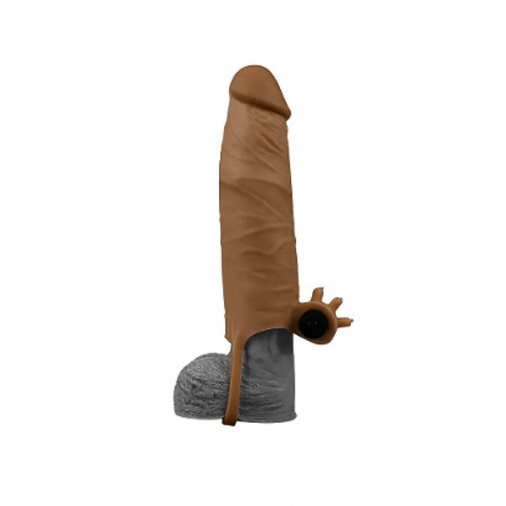 Capa Peniana com Vibrador em Cyberskin Anel Escrotal e Estimulador de Clit�ris 16 x 3,8cm Marrom vista lateral com anel escrotal