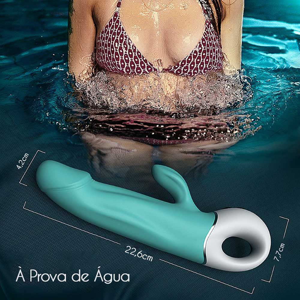 Vibrador Duplo Wave Cyan em modo � prova d'�gua na piscina, com medidas e detalhes do design