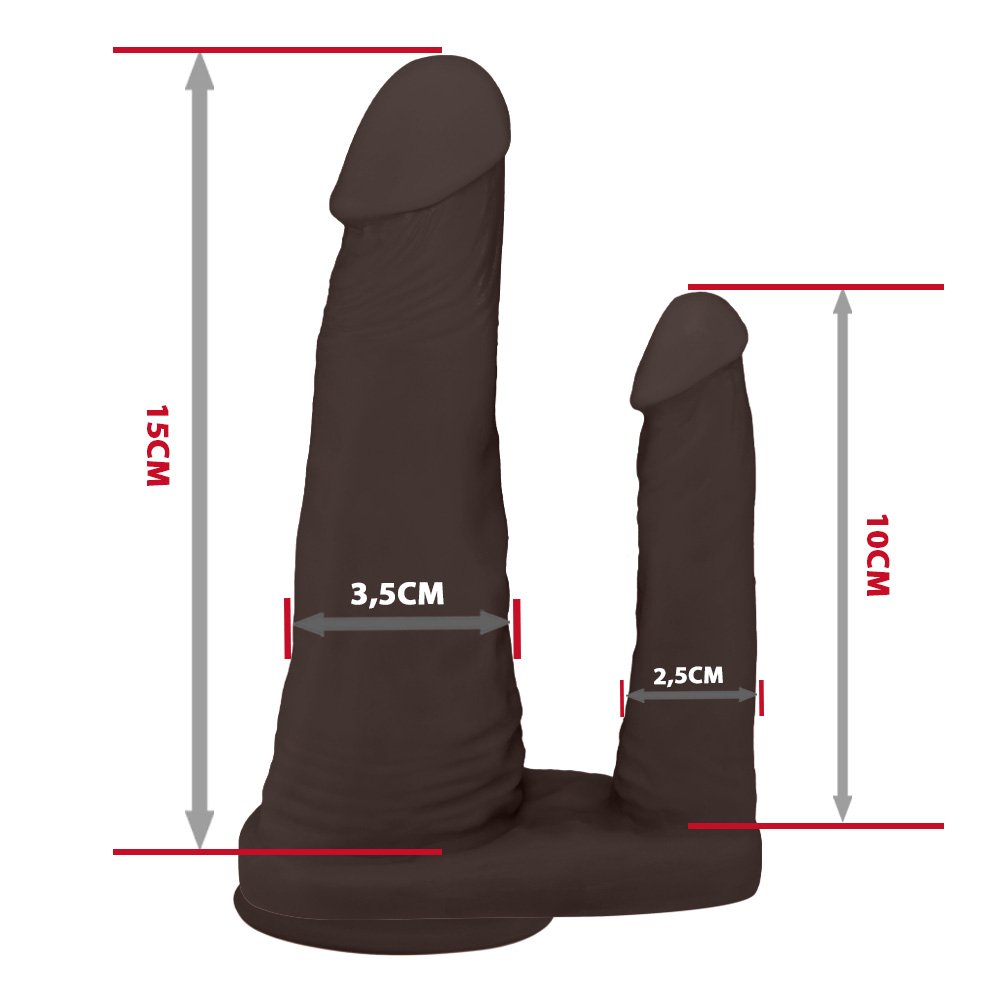 p�nis real�stico vibrador em composi��o completa destacando tamanho, propor��o e design do acess�rio �ntimo