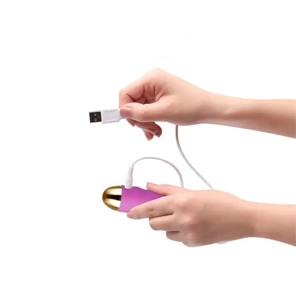 Detalhe do carregamento USB do Vibrador Bullet em Silicone e ABS Recarreg�vel Rosa