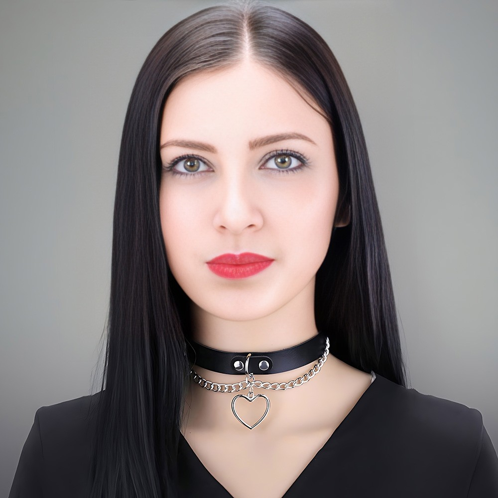 Coleira Social Choker em PU com Coração e Corrente Prata com Fivela para Ajuste Preta | Foto 01