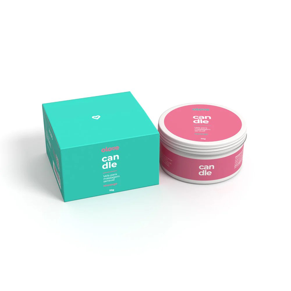 Vela para Massagem Sensual Hidratante Beij�vel Aroma e Sabor Morango Candle Love 70g com sua embalagem decorativa