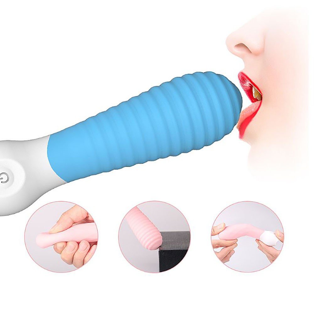 Vibrador Feminino Mini-2 Azul em ambiente, mostrando a textura do silicone, a flexibilidade e um close na boca para demonstra��o de uso.