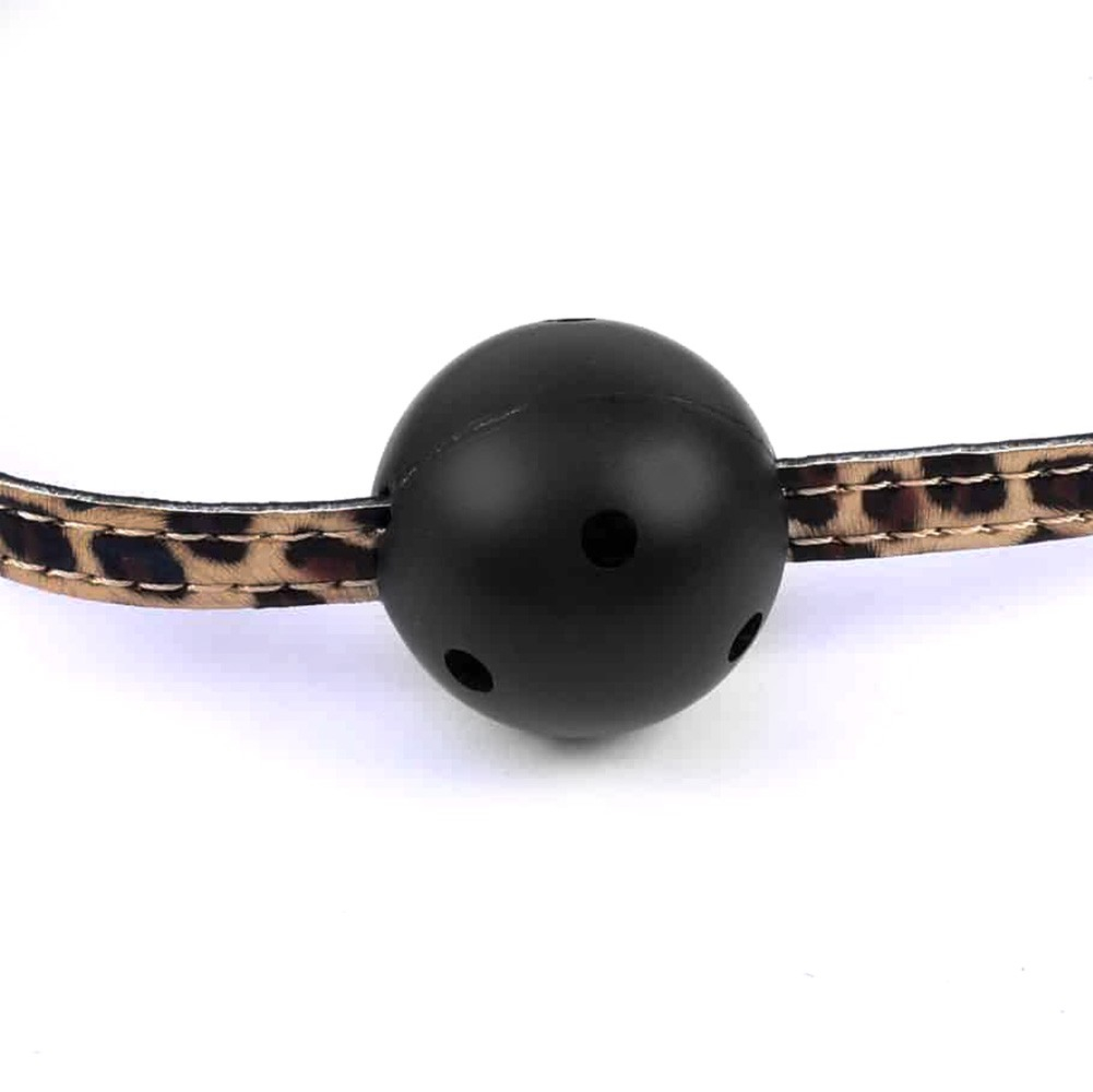 Mordaça com Bola Plástica e Tiras em PU (Imitação de Couro) Oncinha | Foto 03