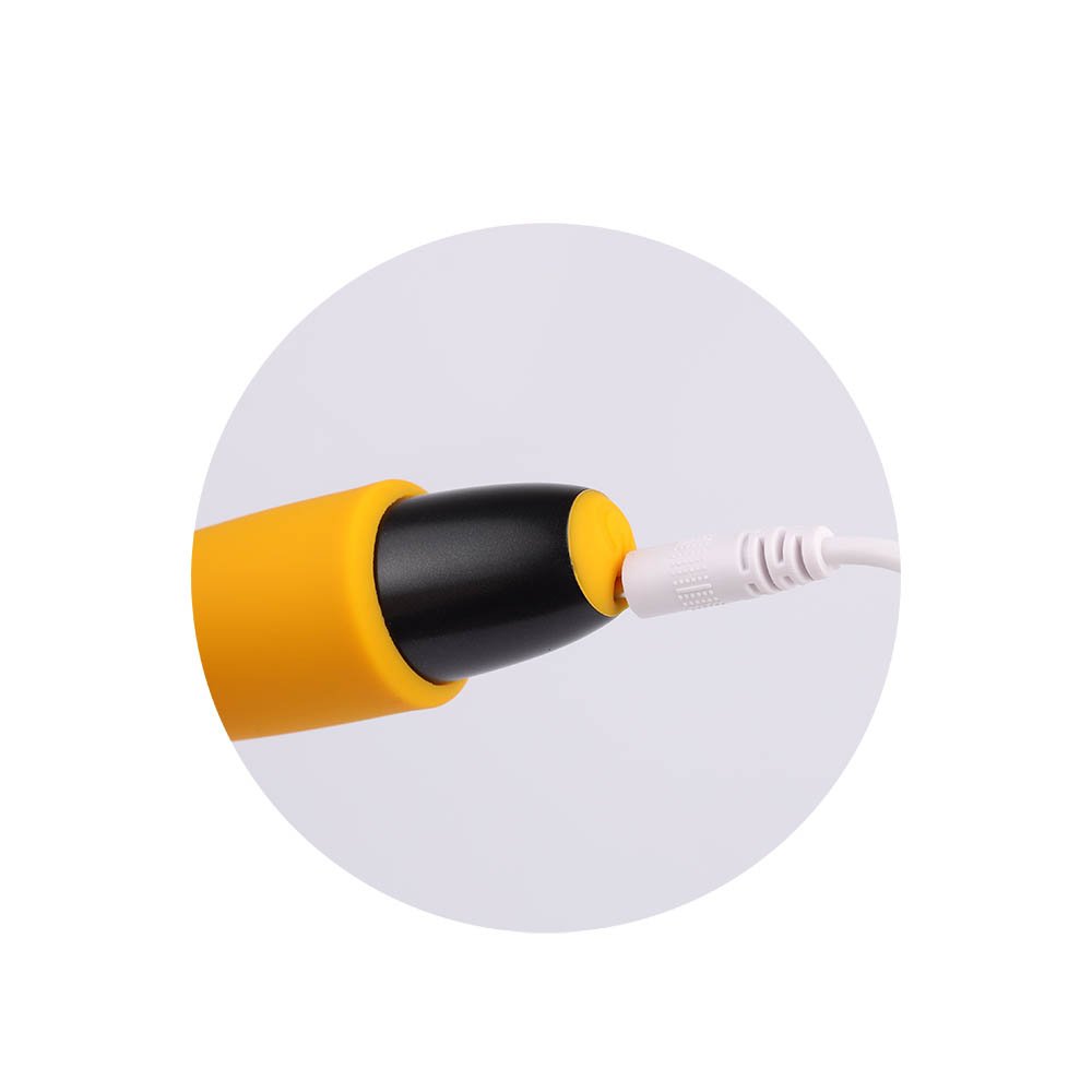 Detalle do conector de carregamento USB do Vibrador Bullet Amarelo