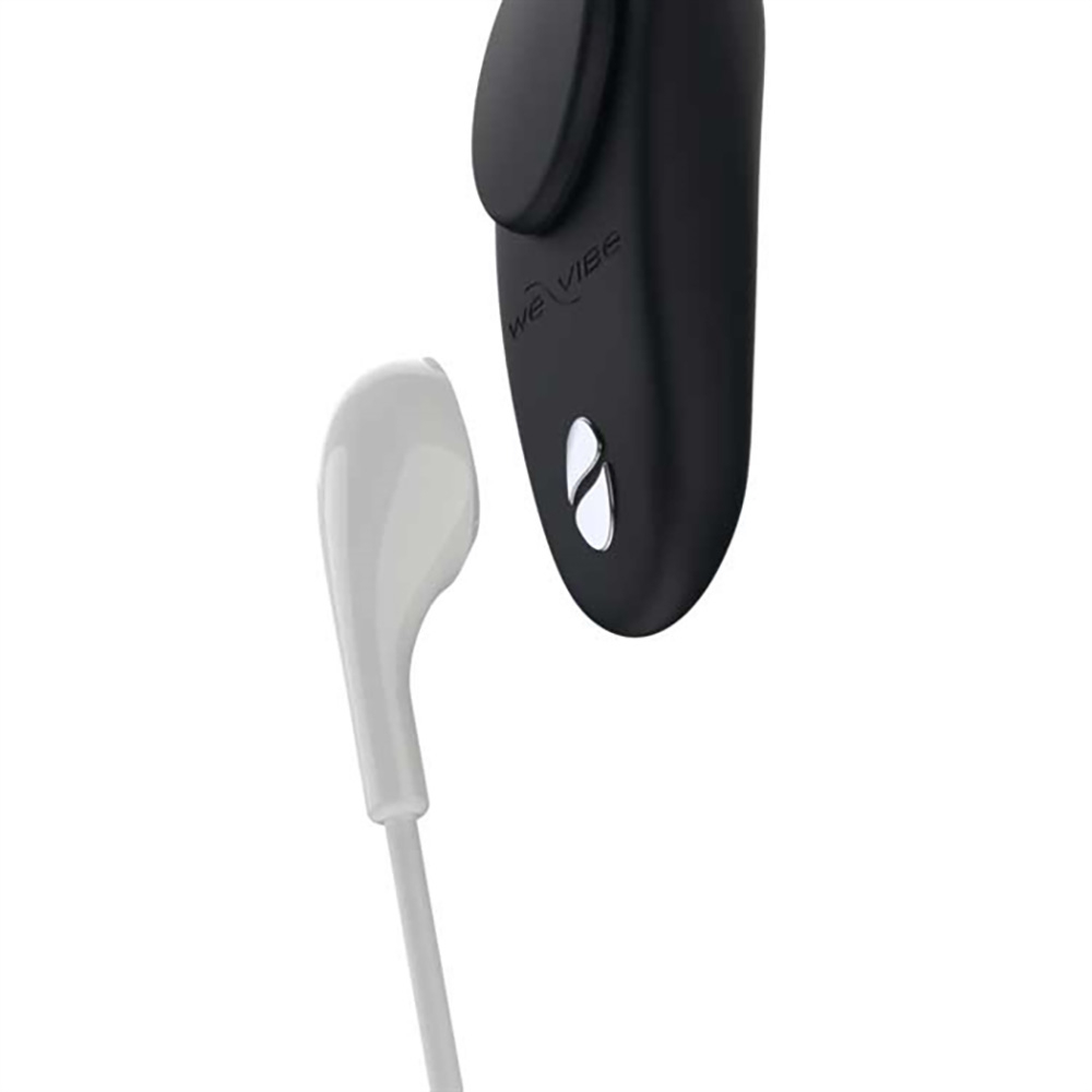 Vibrador Moxie by We-Vibe Preto em um close-up que destaca o acabamento em silicone seguro para o corpo
