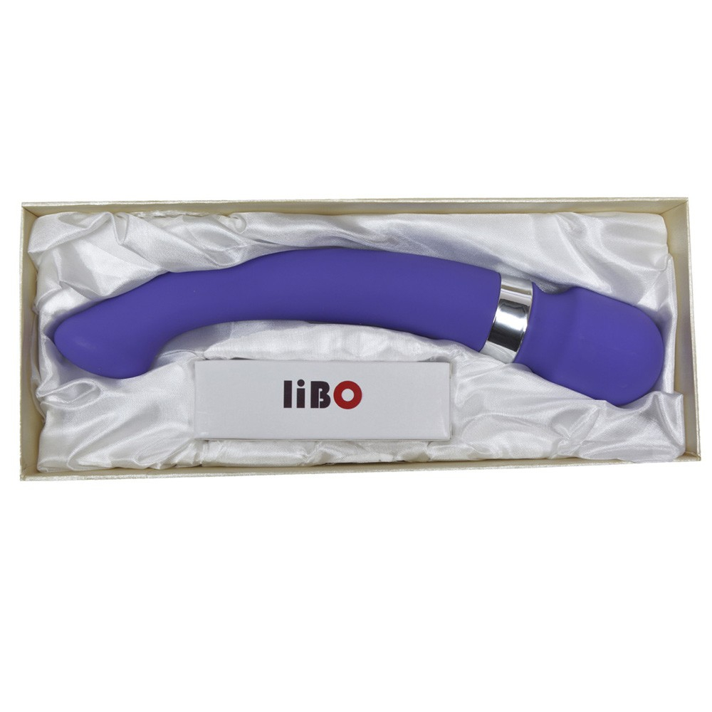 Close da base em formato de bullet do Massageador Er�tico Flex�vel Libo Roxo