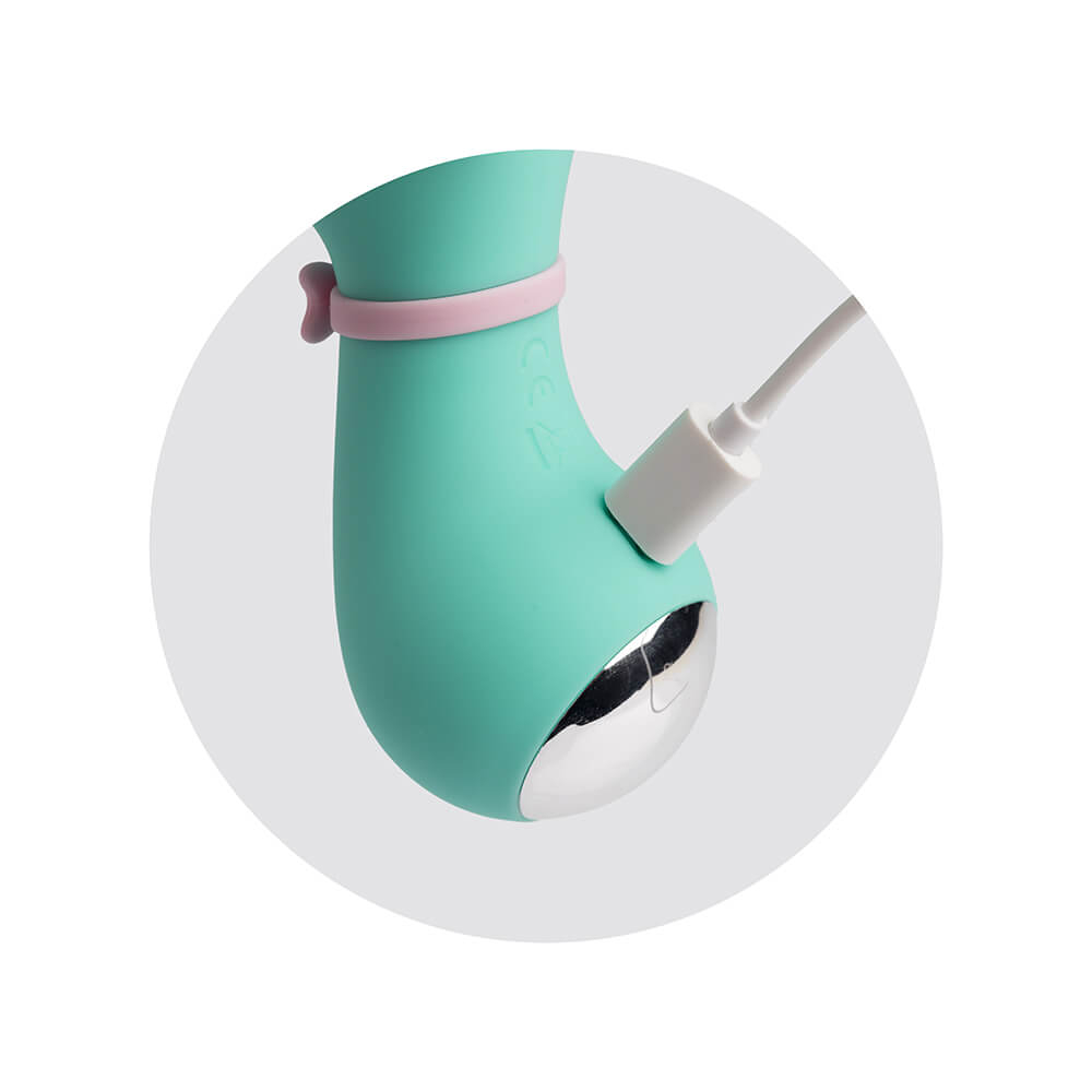 Detalhe do bico sugador do vibrador Jack Cyan, que oferece 8 ondas de press�o