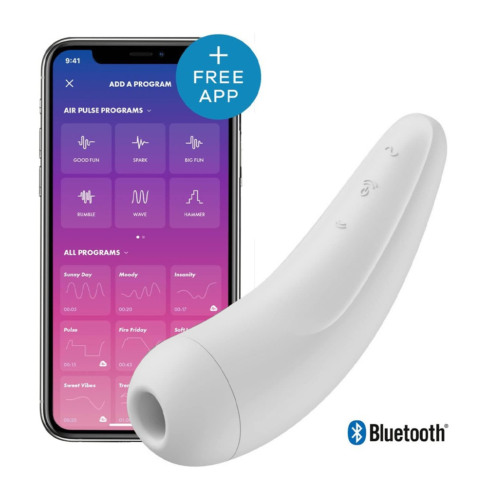Vibrador para Clit�ris Curvy 2+ branco, com tela de celular exibindo o aplicativo de controle com op��es de programas de vibra��o.