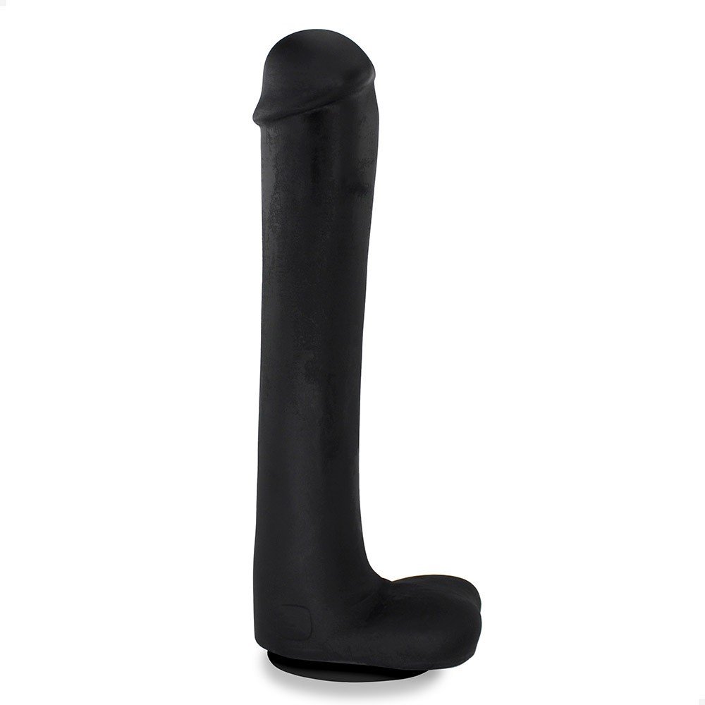 vista lateral do p�nis real�stico vibrador evidenciando espessura, curvatura e propor��o do produto