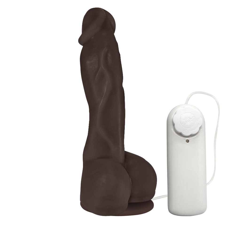 P�nis Real�stico em PVC Flex�vel Heart com Vibrador e Ventosa 19,5 x 4,5cm Marrom em vista traseira, evidenciando a forma anat�mica, o escroto e a ventosa na base, com o controle com fio.