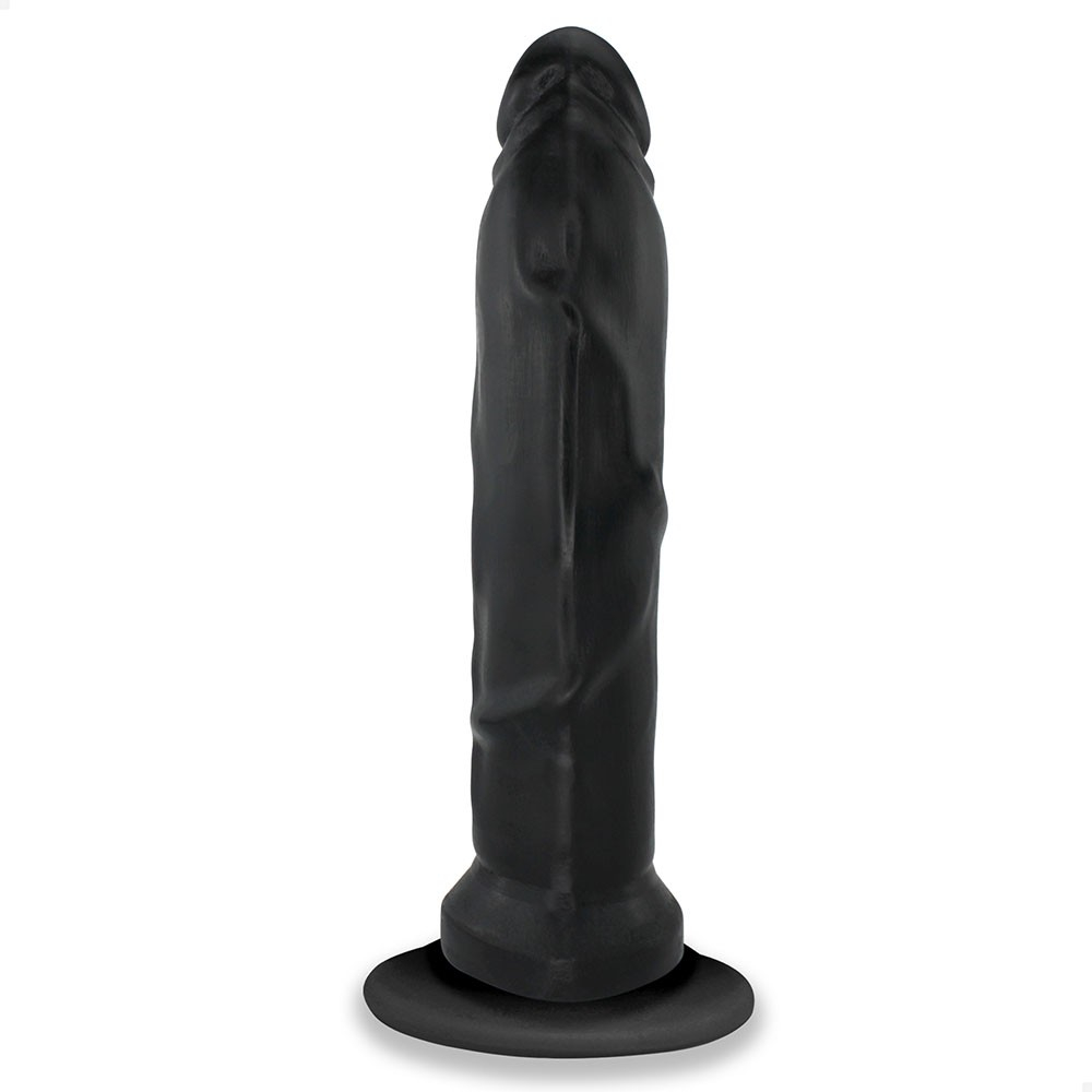 P�nis Gigante e Grosso Flex�vel com Ventosa Titan, vista lateral, ressaltando o comprimento e a espessura do dildo
