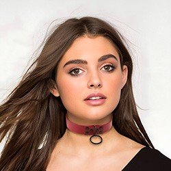 Coleira Social Chocker em PU (Imitação de Couro) com Argola e Fivela para Ajuste Vermelha