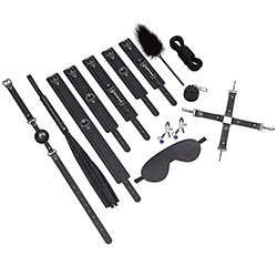 Foto do Produto Kit Bondage 9: Algema e Tornozeleira em X, Flogger, Corda, Venda, Coleira, Morda�a e Mais Preto