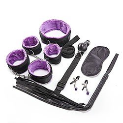 Foto do Produto Kit Bondage 7: Algema, Tornozeleira, Venda, Flogger, Morda�a, Prendedor de Mamilo, Coleira Roxo