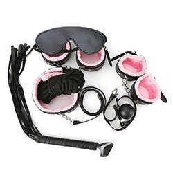 Foto do Produto Kit Bondage 7: Venda, Morda�a, Corda, Flogger, Coleira com Guia e Duas Algemas Preto e Rosa