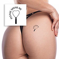 Foto do Produto Tatuagem Temporária Sensual Sexy com a Frase PLEASE SPANK ME Preta