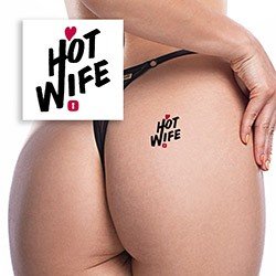 Foto do Produto Tatuagem Temporária Sensual Sexy com a Frase HOTWIFE Preta