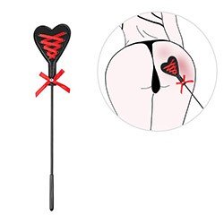 Chibata em PU (Imitação de Couro) Formato de Coração com Cetim Vermelho 40cm Preta